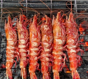 tom-nuong-muoi-nuong-moi